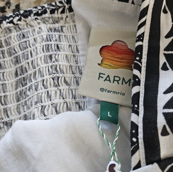 Farm Rio Linen Blend Romper - Picture 7 of 13